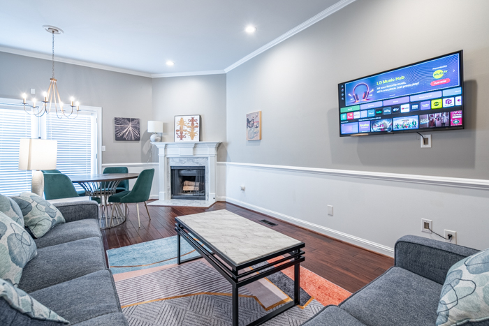 Furnished 1BR Condo at Historic Knox Hall Steps from Piedmont Park