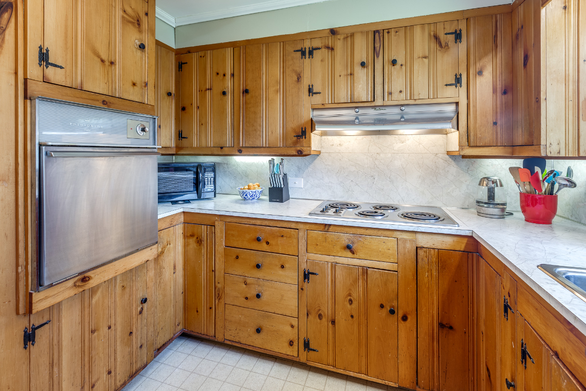 Newly Renovated 3BD/1.5BA Furnished Home in North Winton Village - Available January 15 - Photo 11
