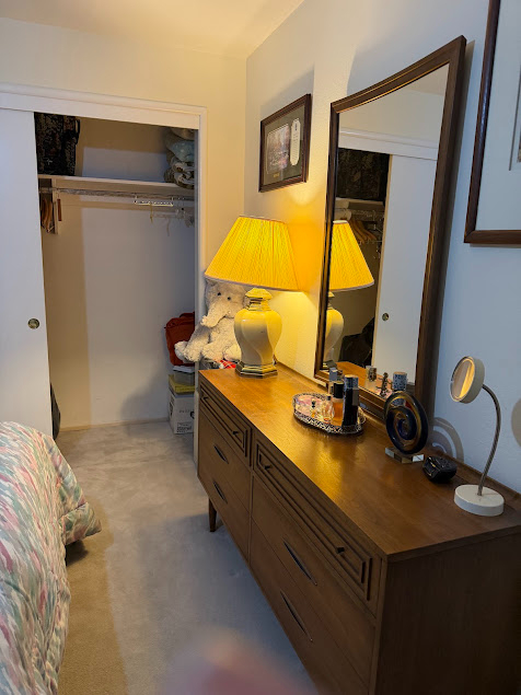 Room in Home near UOP & Hospitals - Photo 3
