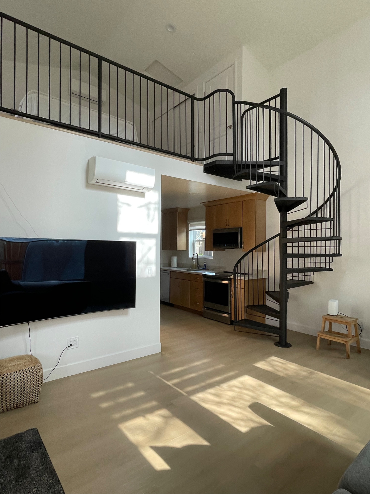 Hidden Gem in Elmhurst for medical professionals - Photo 5