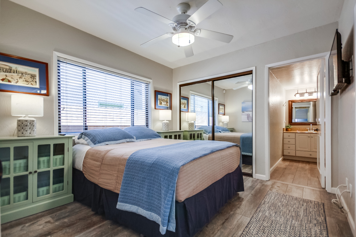 Bayside Bliss | Furnished 2BR/2BA | Walk to Mission Beach - Photo 3