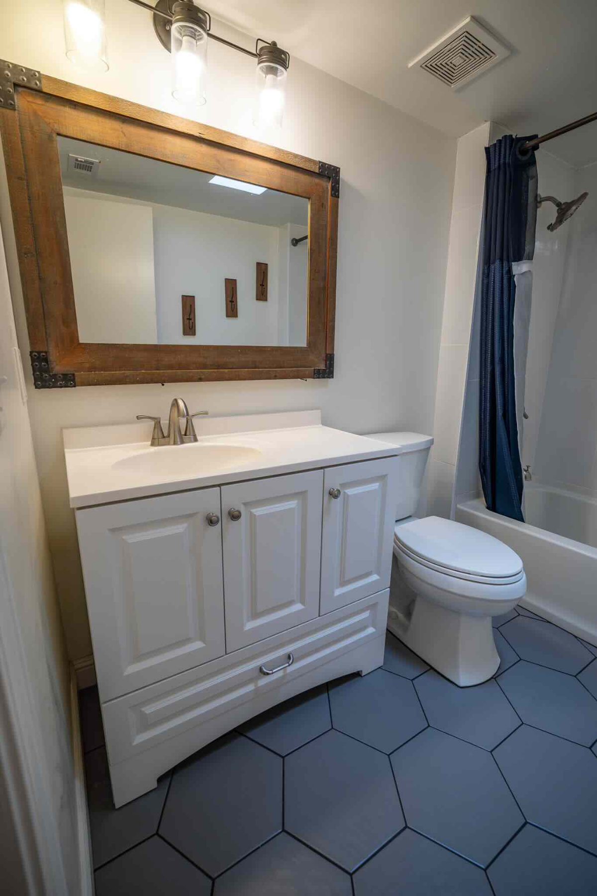 Mid City Los Angeles Townhome - Photo 4