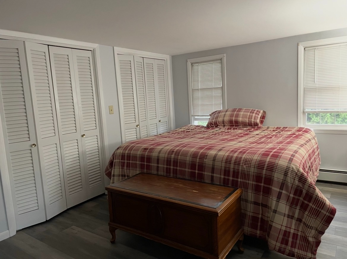Quiet Two-Bedroom Apartment- ALL UTILITIES INCLUDED - Photo 1