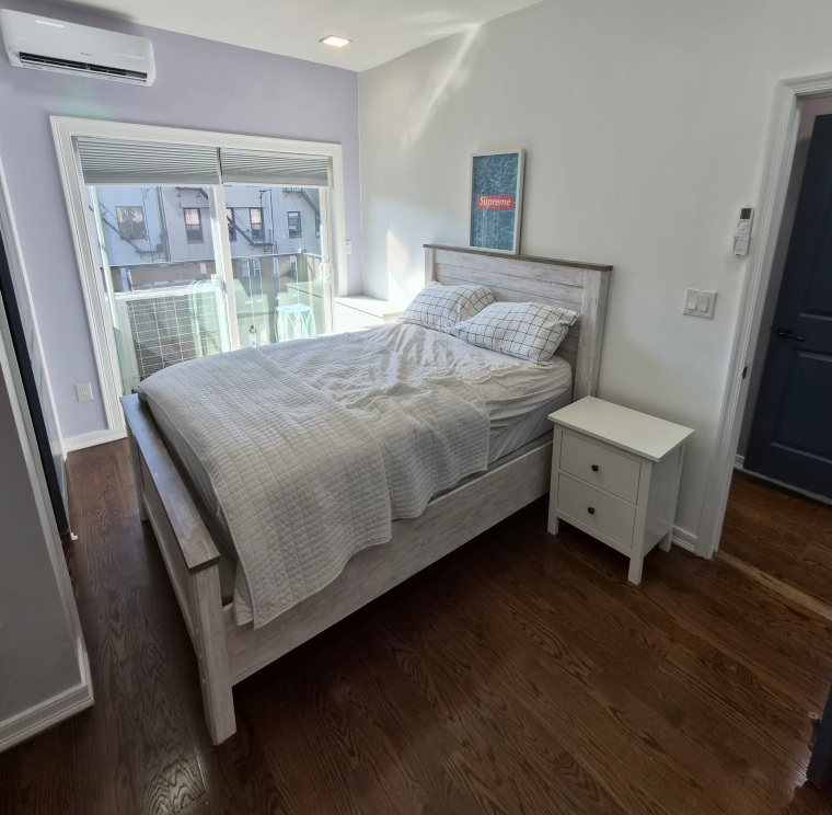4 bedroom 2 bath modern apartment - Photo 7